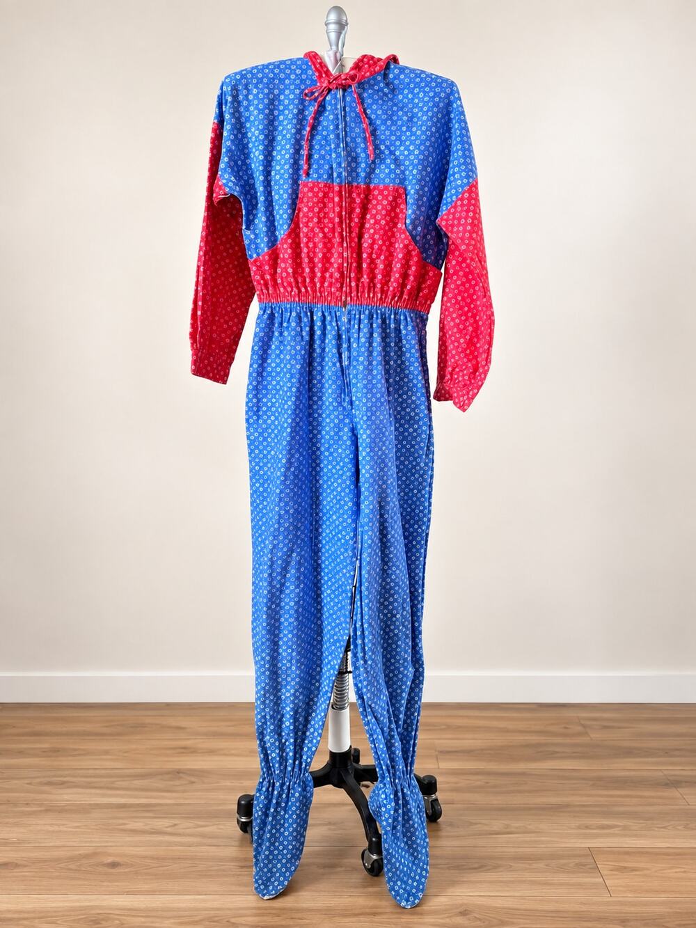 VTG 70s House of David Women's Footed Pajamas M Hooded Cotton Floral Jumpsuit